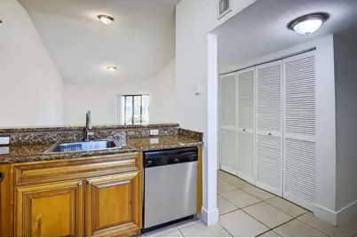 9953  Nob Hill Ct, Unit #9953, Sunrise, FL 33351 - Photo 9