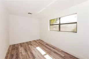 730 NW 18th St, Pompano Beach, FL 33060 - Photo 5