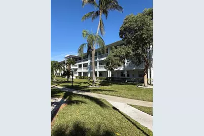 2455 NE 51st St, Unit #207, Fort Lauderdale, FL 33308 - Photo 3