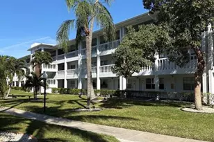 2455 NE 51st St, Fort Lauderdale, FL 33308 - Photo 3