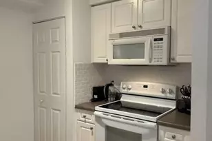 17125 N Bay Rd, Sunny Isles Beach, FL 33160 - Photo 9