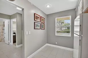 121 Lake Meryl Dr, West Palm Beach, FL 33411 - Photo 5