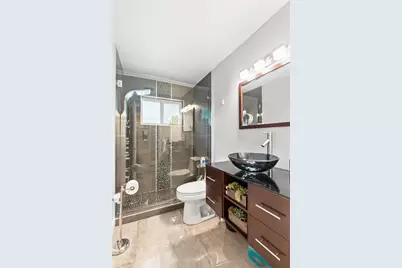 2501 NW 8th Ave, Wilton Manors, FL 33311 - Photo 15