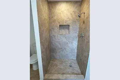 5621 NW 16th St, Fort Lauderdale, FL 33313 - Photo 13