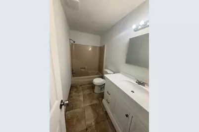 7427 SW 13th St, North Lauderdale, FL 33068 - Photo 7