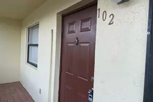 10027 SW Winding Lake Rd Unit, Sunrise, FL 33351 - Photo 21