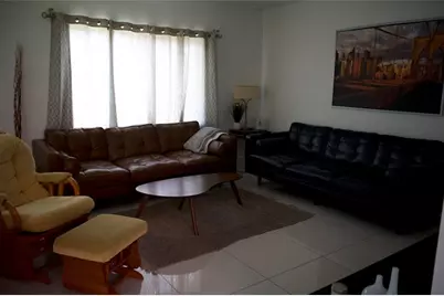 11150  Peachtree Dr, Miami, FL 33161 - Photo 3