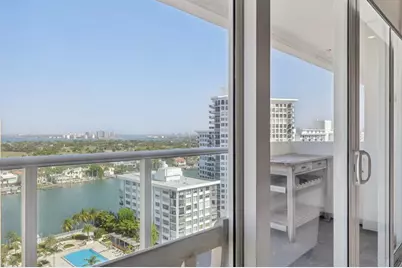 5601  Collins Ave, Unit #1716, Miami Beach, FL 33140 - Photo 3