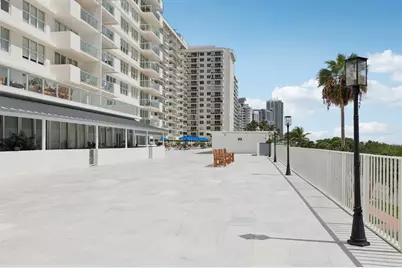 5601  Collins Ave, Unit #1716, Miami Beach, FL 33140 - Photo 31