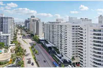 5601  Collins Ave, Unit #1716, Miami Beach, FL 33140 - Photo 35