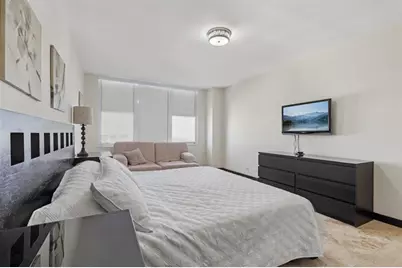 5601  Collins Ave, Unit #1716, Miami Beach, FL 33140 - Photo 13