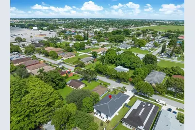 2962 NW 10th Ct, Fort Lauderdale, FL 33311 - Photo 27