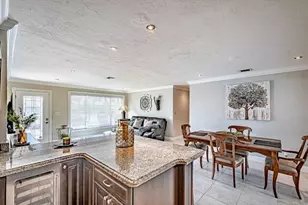 1131 SE 5th Ave, Pompano Beach, FL 33060 - Photo 11