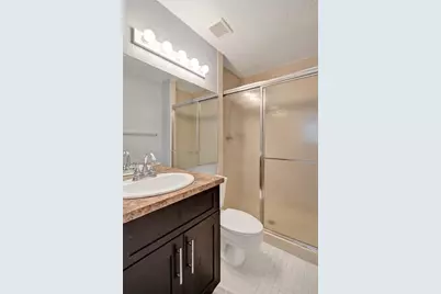 7670 NW 79th Ave, Unit #05, Tamarac, FL 33321 - Photo 23