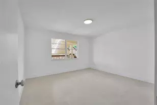 3201 Portofino Point, Coconut Creek, FL 33066 - Photo 15