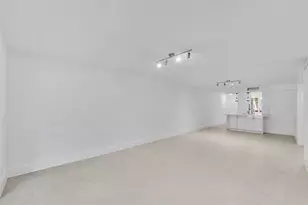 3201 Portofino Point, Coconut Creek, FL 33066 - Photo 13