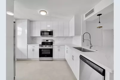 3201  Portofino Pt, Unit #C2, Coconut Creek, FL 33066 - Photo 5