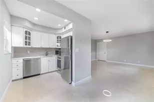 609 NE 13th Ave, Fort Lauderdale, FL 33304 - Photo 3