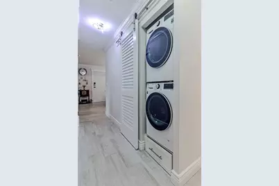 6517  Bay Club Dr, Unit #4, Fort Lauderdale, FL 33308 - Photo 11