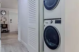 6517 Bay Club Dr, Fort Lauderdale, FL 33308 - Photo 11