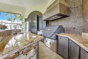 3440 Stallion Ln, Weston, FL 33331 - Photo 11