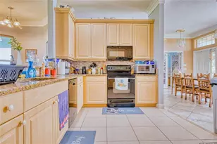 422 NW Dover Ct, Port Saint Lucie, FL 34983 - Photo 13