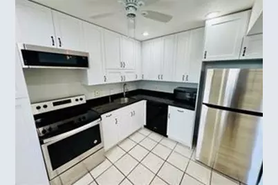 6061 N Falls Cir Dr, Unit #302, Lauderhill, FL 33319 - Photo 3