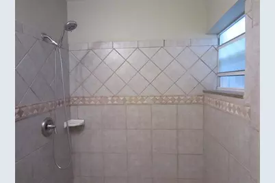 802  Garnet Cir, Weston, FL 33326 - Photo 7