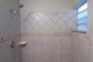 802 Garnet Cir, Weston, FL 33326 - Photo 7