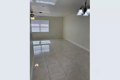 212 NE 9th Ave, Unit #1, Deerfield Beach, FL 33441 - Photo 5