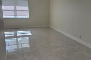 212 NE 9th Ave, Deerfield Beach, FL 33441 - Photo 5