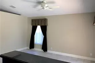 9821 Red Heart Ln, Tamarac, FL 33321 - Photo 7