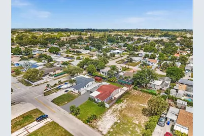 6661  Meade St, Hollywood, FL 33024 - Photo 57