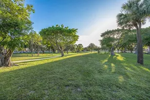 6061 N Falls Cir Dr, Lauderhill, FL 33319 - Photo 47