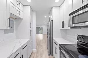 6061 N Falls Cir Dr, Lauderhill, FL 33319 - Photo 33