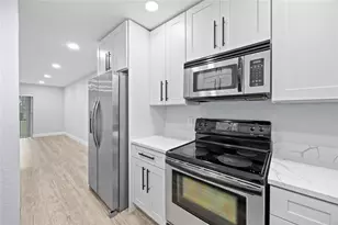 6061 N Falls Cir Dr, Lauderhill, FL 33319 - Photo 29