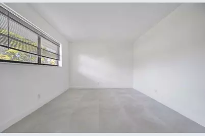 2420  Johnson St, Unit #107, Hollywood, FL 33020 - Photo 3