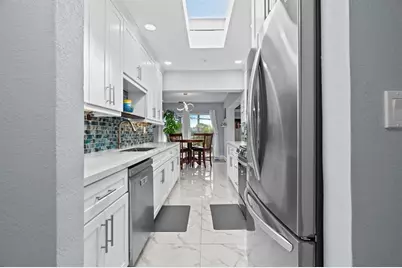 5100  Yellow Pine Ln, Tamarac, FL 33319 - Photo 9