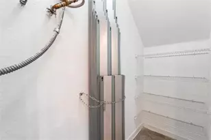 340 NE 208th Terrace, Miami, FL 33179 - Photo 15