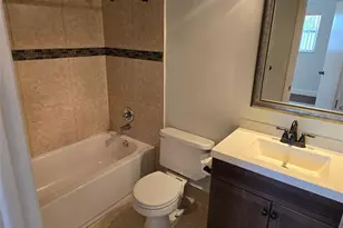 8225 Sunrise Lakes Blvd, Sunrise, FL 33322 - Photo 21