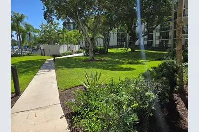 1201  River Reach Dr, Unit #416, Fort Lauderdale, FL 33315 - Photo 35