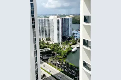 16001  Collins Ave, Unit #2207, Sunny Isles Beach, FL 33160 - Photo 5