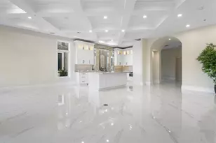 549 NE 19th Ave, Deerfield Beach, FL 33441 - Photo 13