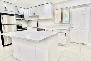 2210 NE 54th St, Fort Lauderdale, FL 33308 - Photo 5