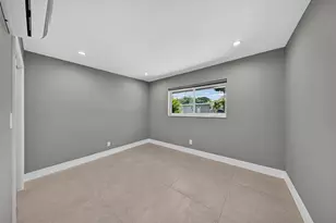 301 NE 15th St, Fort Lauderdale, FL 33304 - Photo 9