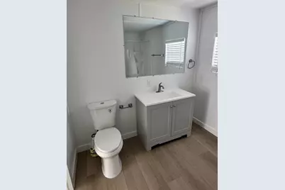 21850 NW 7th Ct, Pembroke Pines, FL 33029 - Photo 11