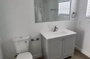 21850 NW 7th Ct, Pembroke Pines, FL 33029 - Photo 11