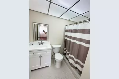 15484  Lakes Of Delray Blvd, Unit #201, Delray Beach, FL 33484 - Photo 13