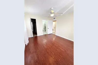 15484  Lakes Of Delray Blvd, Unit #201, Delray Beach, FL 33484 - Photo 11