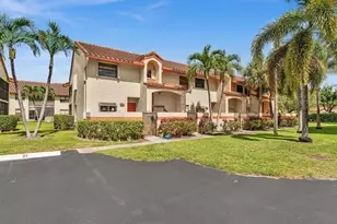 306 Congressional Way, Deerfield Beach, FL 33442 - Photo 9